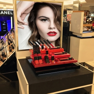 Özel Kozmetik Makyaj Ruj Metal Akrilik Karton Ekran Standı 
