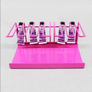Ekran için metal standı