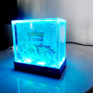 Özelleştirilebilir LED Akrilik Pokémon Güçlendirici Kutuları 
