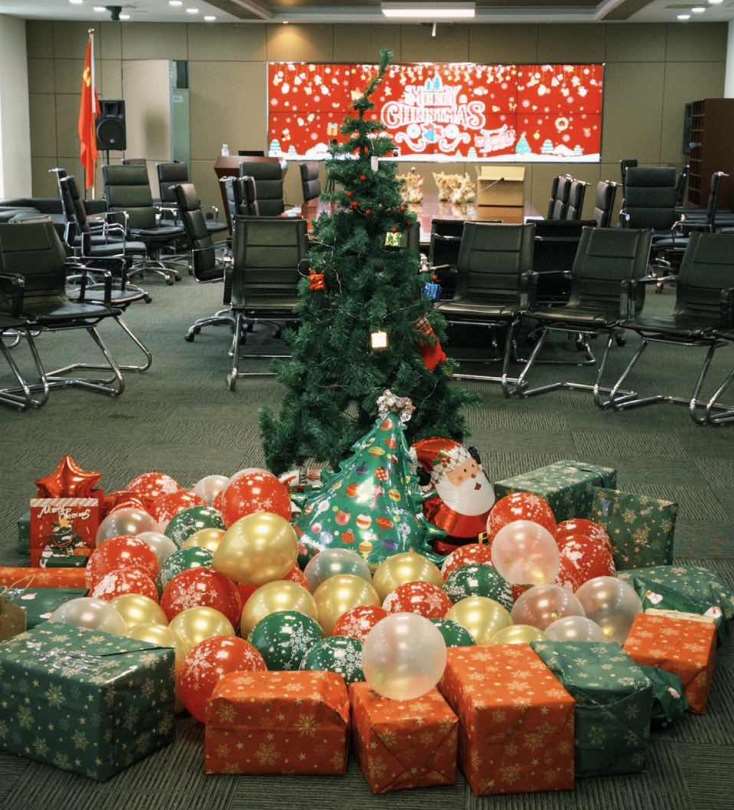 Şirket Noel Etkinliği 2024: Sezonu Hediyeler, Ekip Sunumları ve 2025 Dilekleriyle Kutlama
